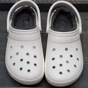 CROCS Men's White Cozy Slippers